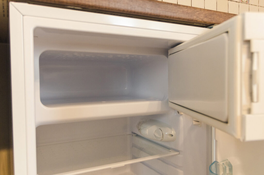 Why Won’t My Refrigerator Cool Shortly After Being Unplugged